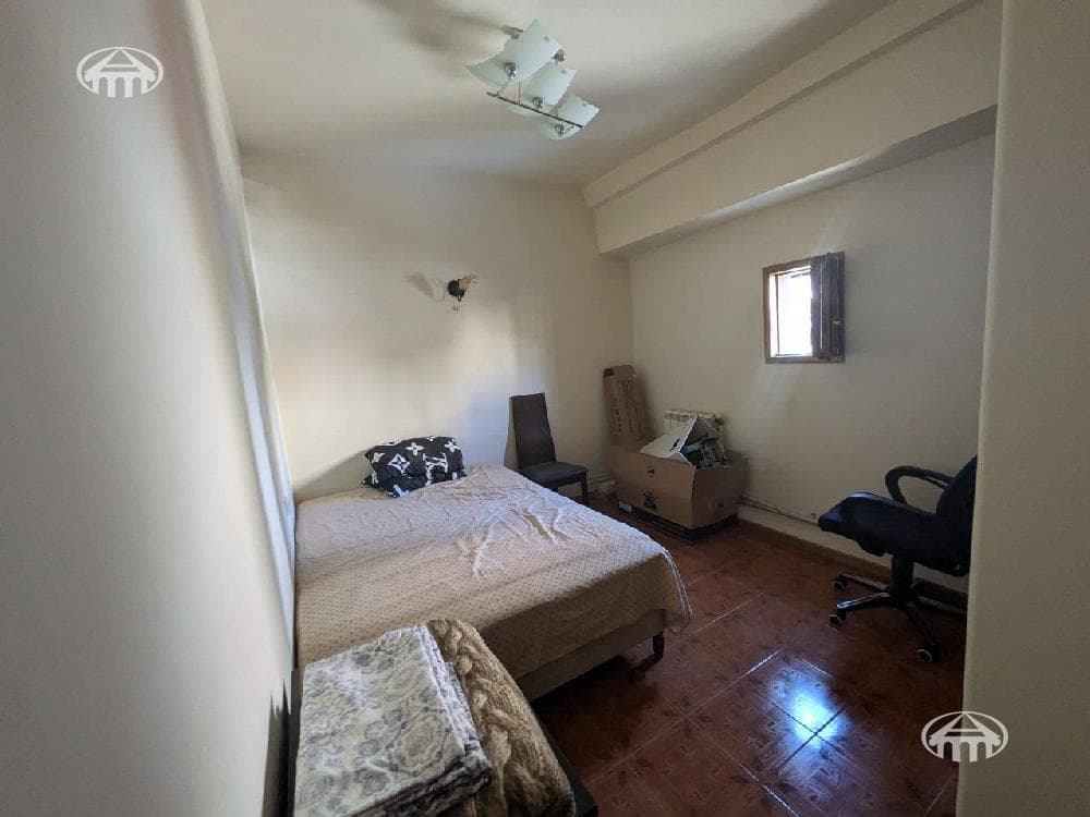 Apartment · 2 rooms · 72 m² · Kentron