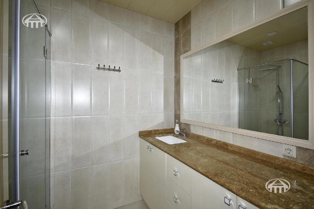 Բնակարան · 3 սեն. · 90 մ² · Կենտրոն