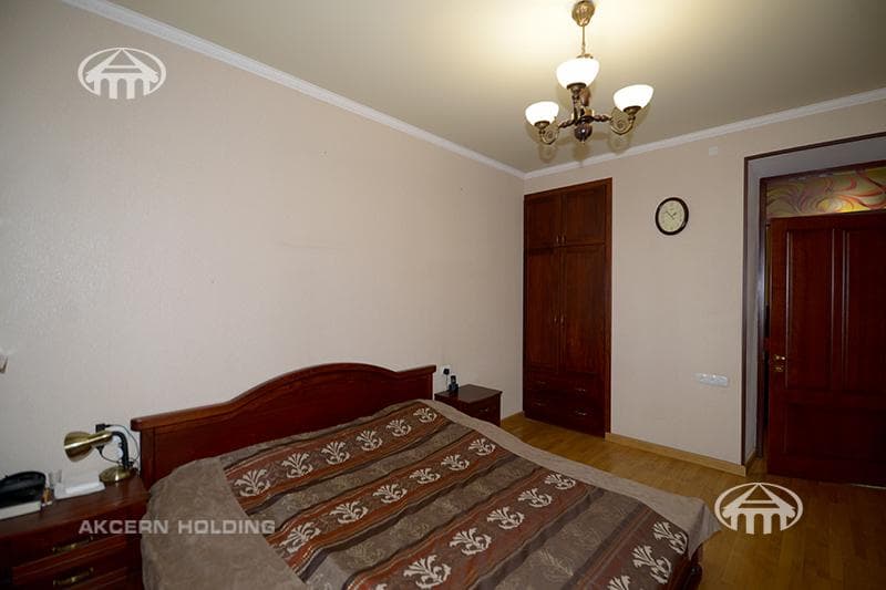 Apartment · 5 rooms · 166 m² · Kentron