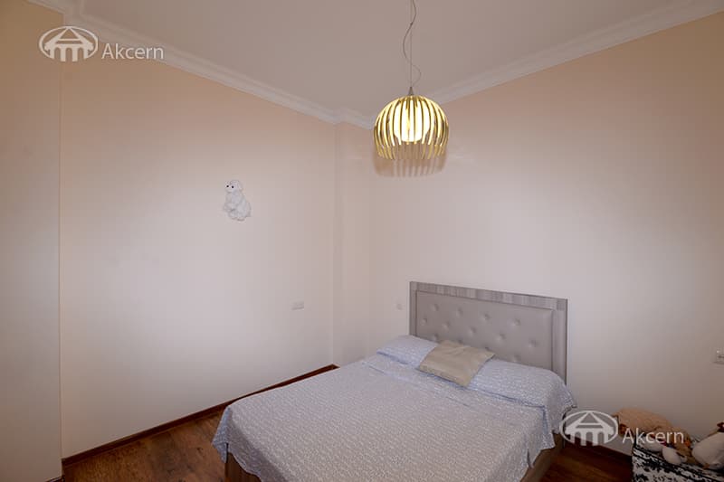 Բնակարան · 3 սեն. · 90 մ² · Կենտրոն — Լուսանկար 29 / 34