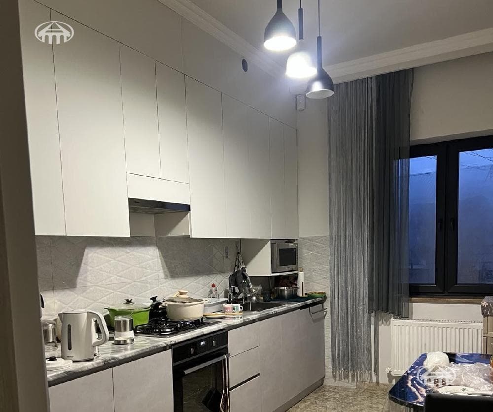 Mansion · 4 rooms · 68 m² · Nor Harberd
