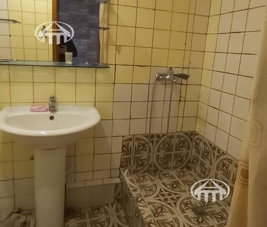 Квартира · 3 комн. · 72 м² · Арабкир
