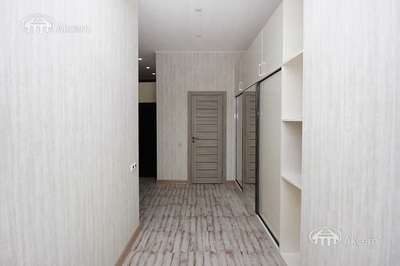 Apartment · 2 rooms · 80 m² · Kentron