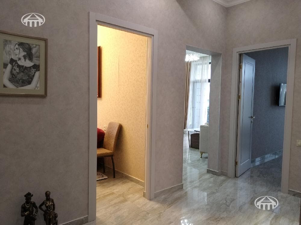 Apartment · 3 rooms · 82 m² · v. Arinj
