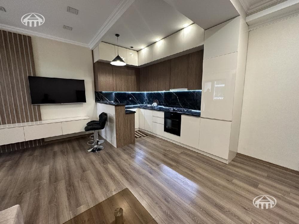 Apartment · 3 rooms · 84 m² · Kanaker-Zeytun