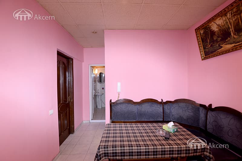 Hotel · 218 m² · Arabkir