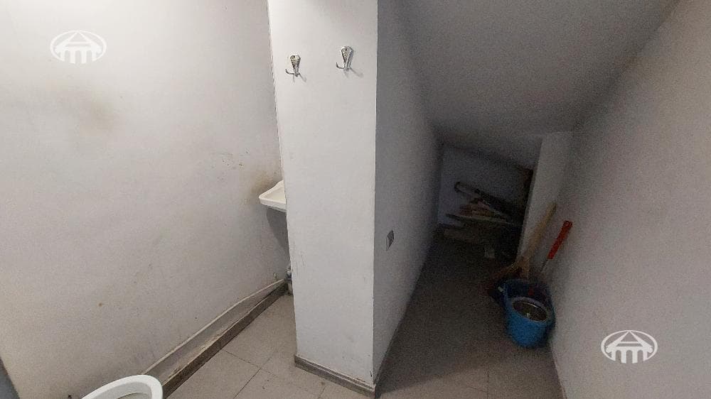 Retail · 105 m² · Arabkir