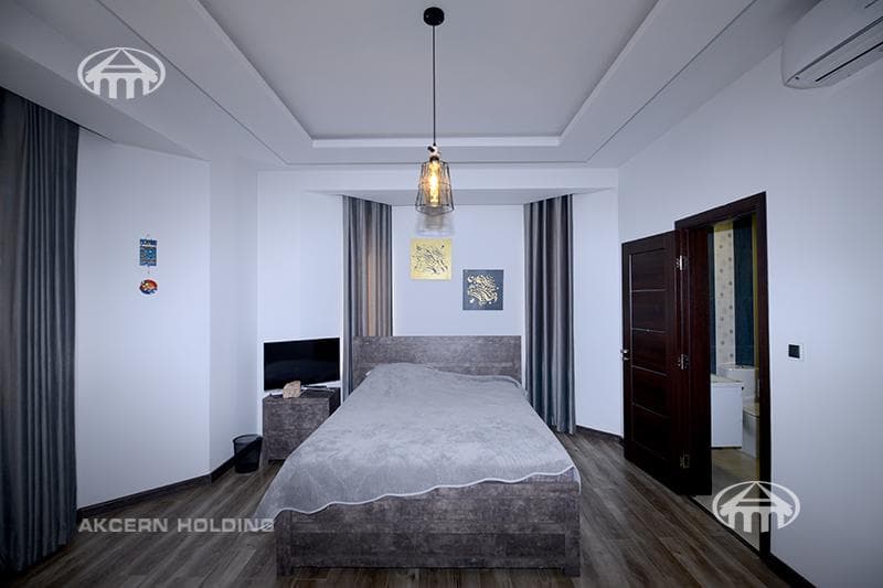 Mansion · 5 rooms · 400 m² · Ajapnyak