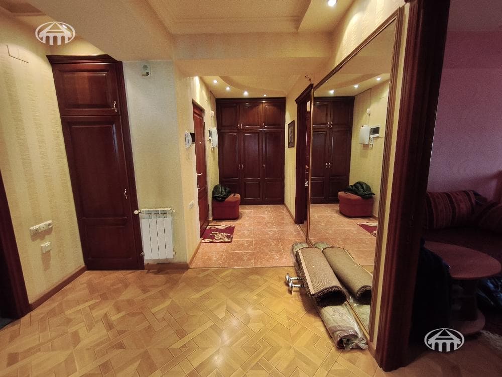Квартира · 3 комн. · 95 м² · Арабкир