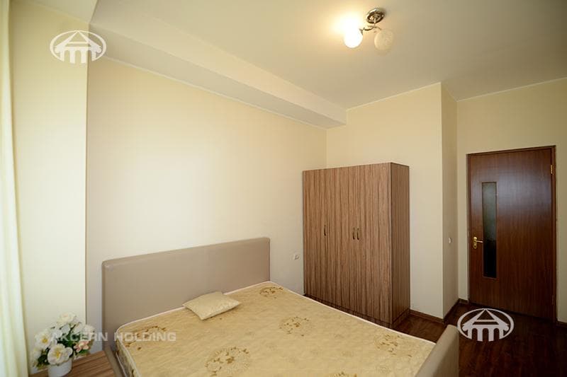 Квартира · 3 комн. · 109 м² · Кентрон