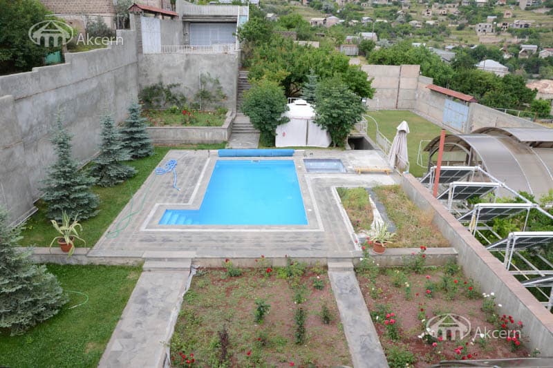 Загородный дом · 8 комн. · 586 м² · Дзорахпюр