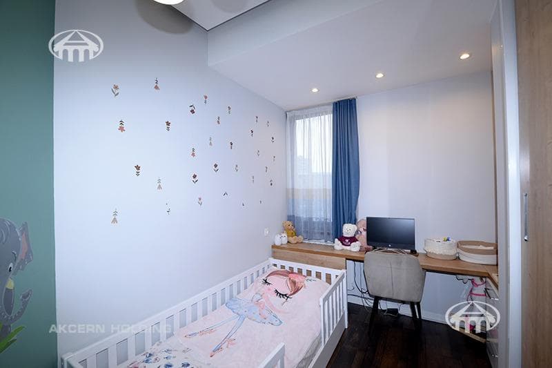 Apartment · 4 rooms · 90 m² · Arabkir