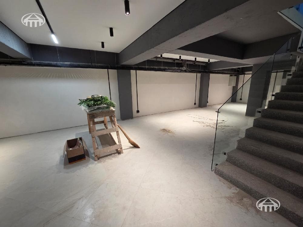 Office · 630 m² · Ajapnyak