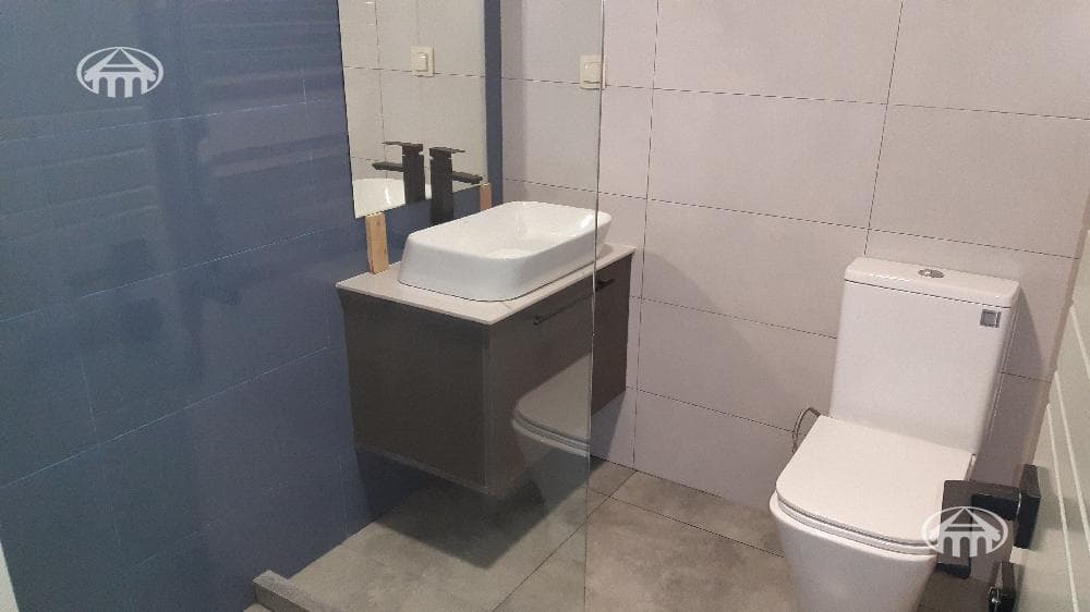 Բնակարան · 2 սեն. · 45 մ² · Կենտրոն