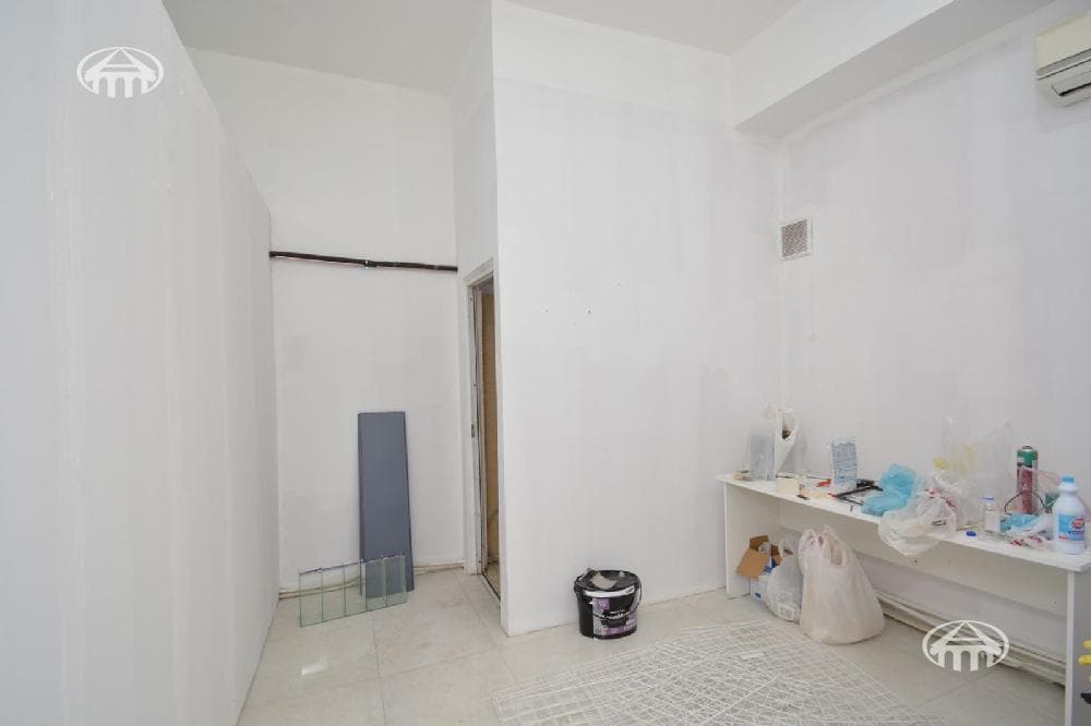 Retail · 308 m² · Ajapnyak