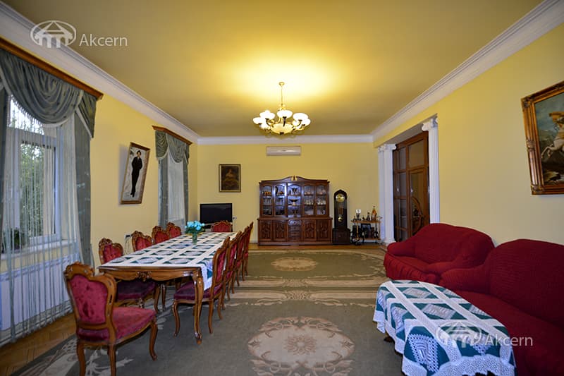 Mansion · 211 m² · Malatia-Sebastia