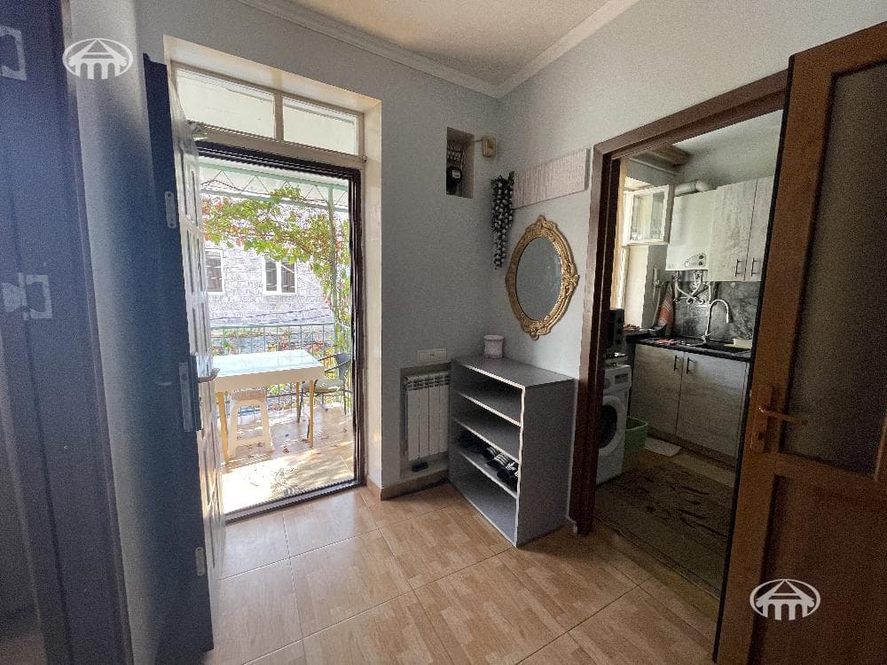 Квартира · 3 комн. · 60 м² · Арабкир