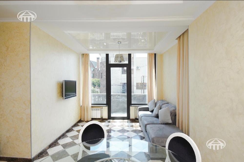Mansion · 5 rooms · 322 m² · Arabkir