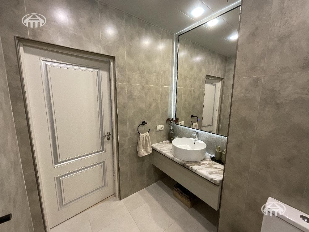Квартира · 2 комн. · 65 м² · Давташен