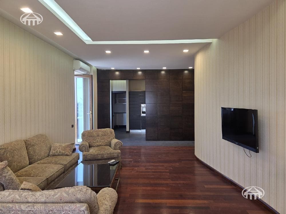 Квартира · 3 комн. · 130 м² · Кентрон
