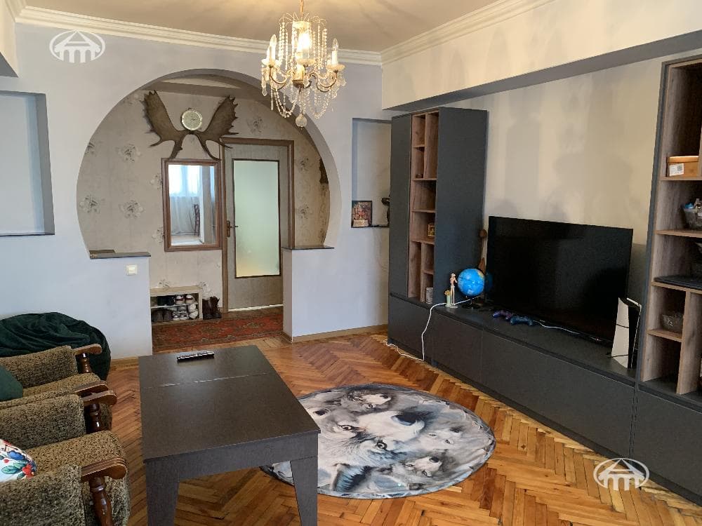 Квартира · 3 комн. · 89 м² · Арабкир