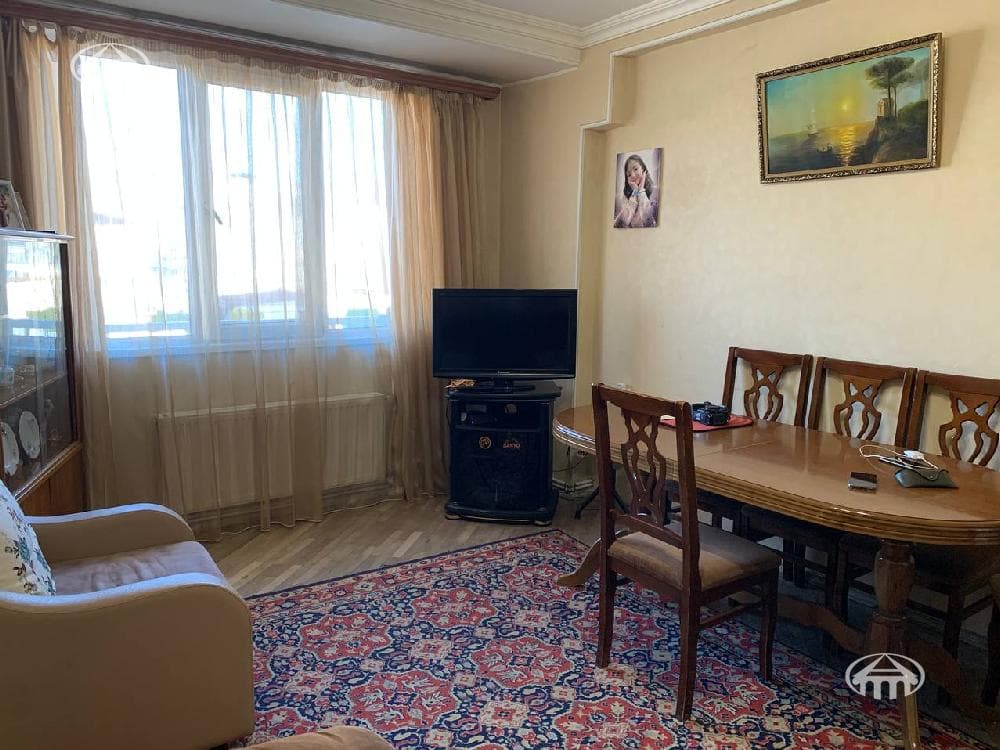 Квартира · 2 комн. · 50 м² · Кентрон