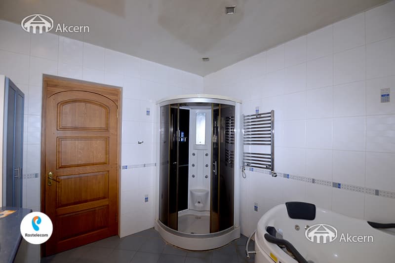 Apartment · 5 rooms · 350 m² · Kentron