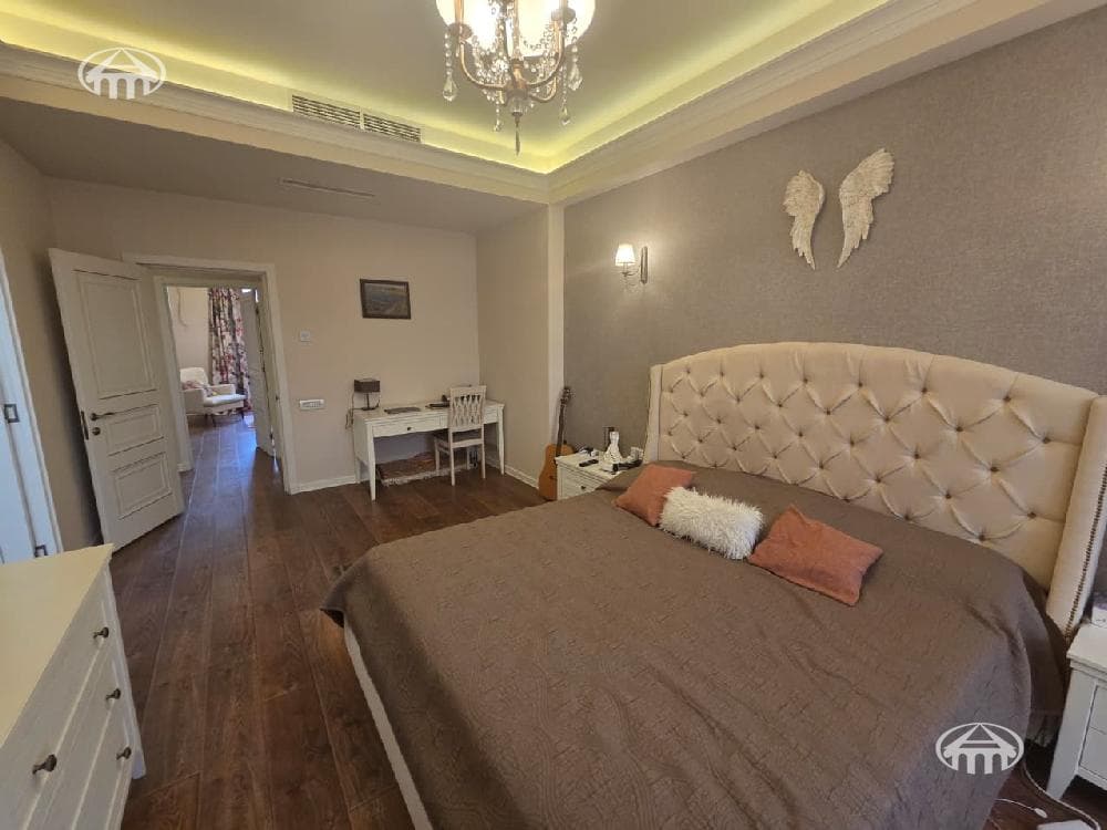 Apartment · 4 rooms · 157 m² · Arabkir