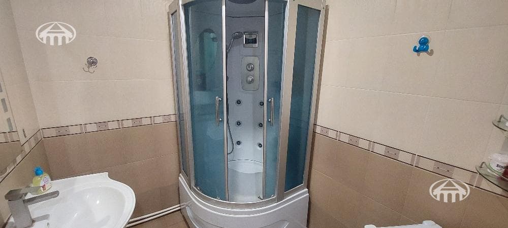 Квартира · 3 комн. · 108 м² · Арабкир