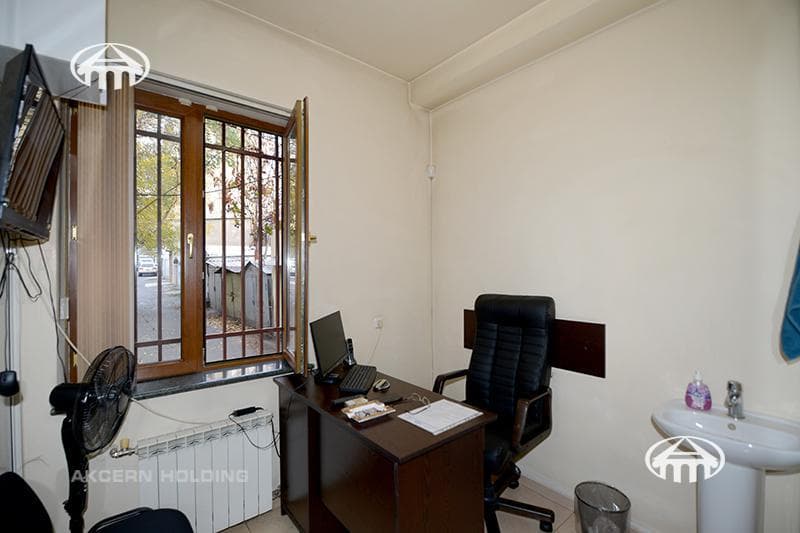 Retail · 155 m² · Arabkir
