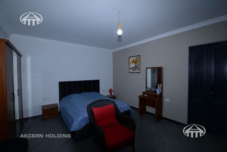 Особняк · 5 комн. · 380 м² · с. Ариндж