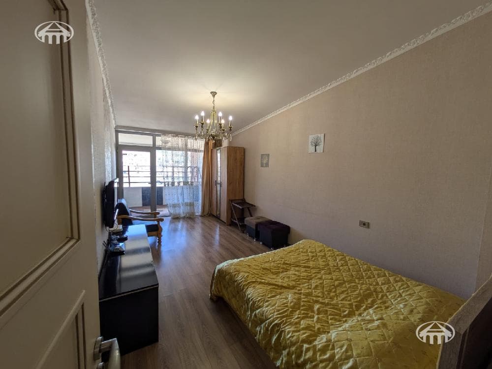 Квартира · 4 комн. · 134 м² · Кентрон