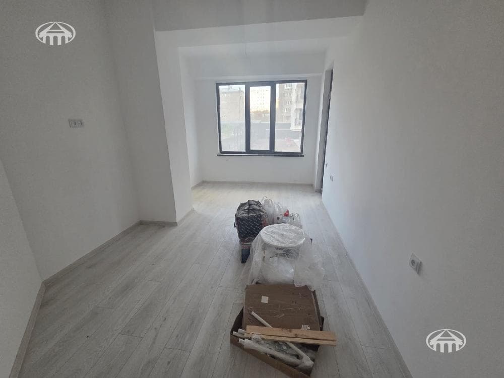 Apartment · 3 rooms · 83 m² · Arabkir