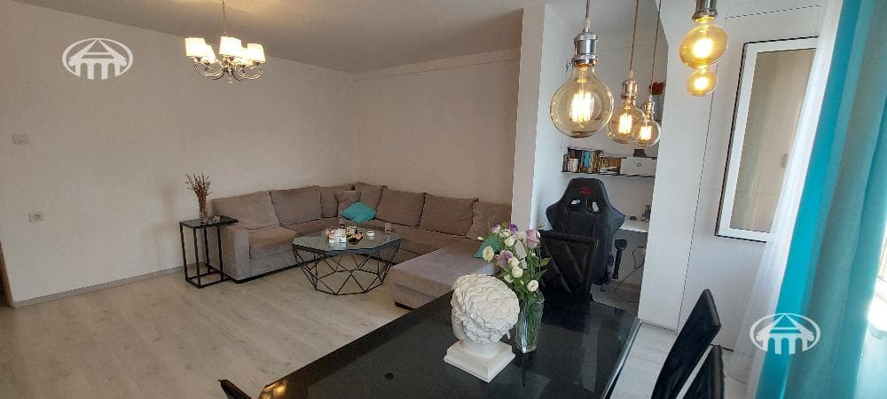 Квартира · 3 комн. · 76 м² · Давташен