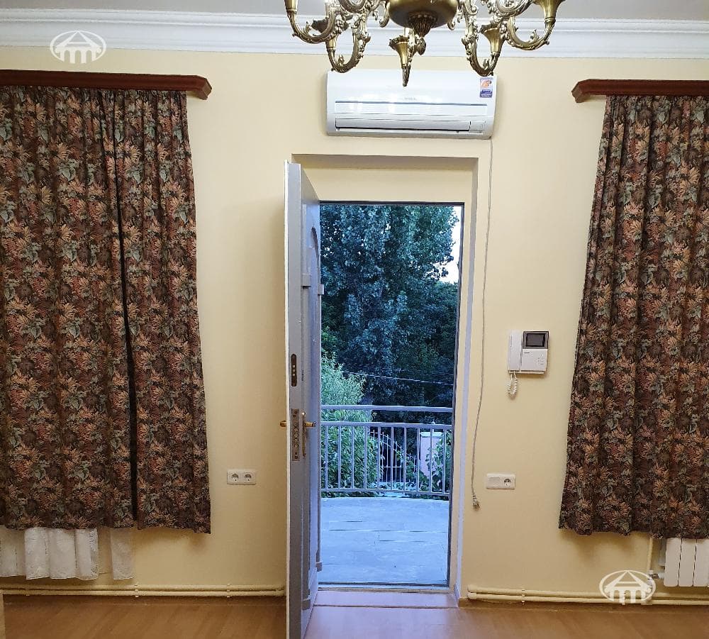 Mansion · 5 rooms · 285 m² · Arabkir