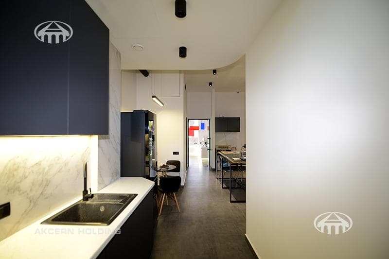 Retail · 150 m² · Kentron