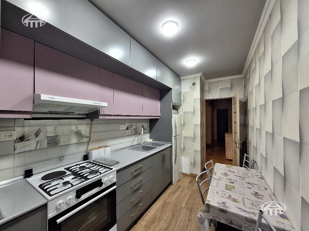 Apartment · 3 rooms · 80 m² · Kanaker-Zeytun