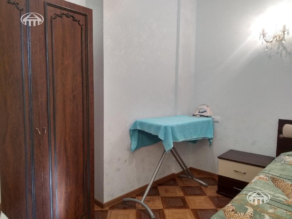 Квартира · 3 комн. · 70 м² · Арабкир