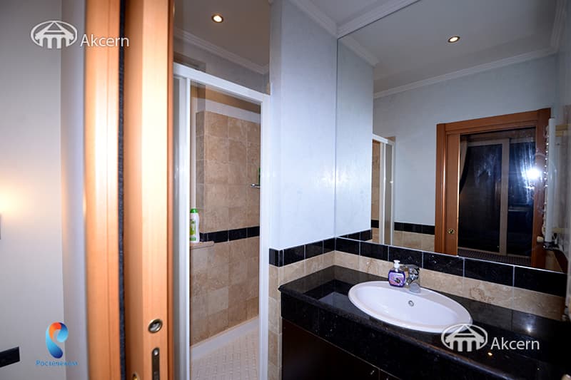 Apartment · 3 rooms · 125 m² · Kentron