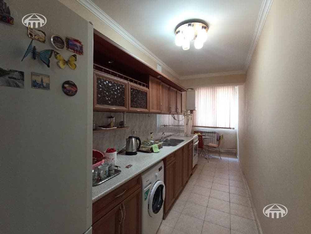 Apartment · 3 rooms · 76 m² · Arabkir