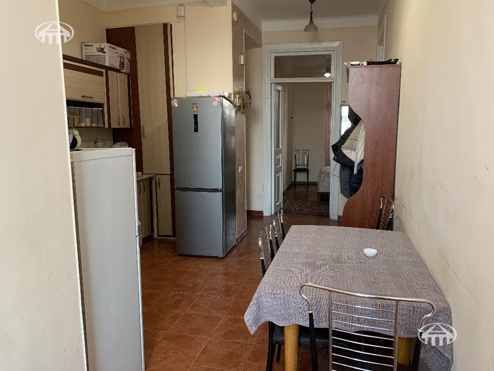 Квартира · 3 комн. · 80 м² · Кентрон