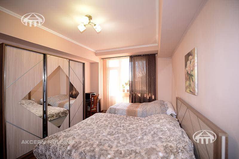 Apartment · 3 rooms · 88 m² · Arabkir