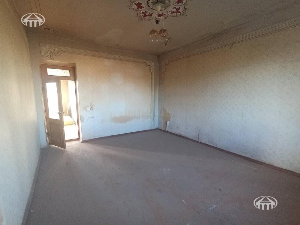 Особняк · 6 комн. · 267 м² · Аджапняк
