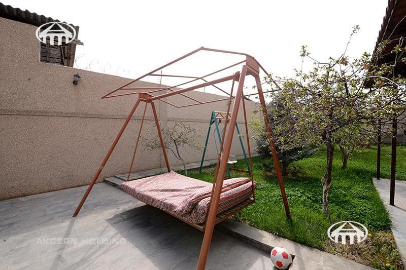 Особняк · 5 комн. · 327 м² · Аджапняк