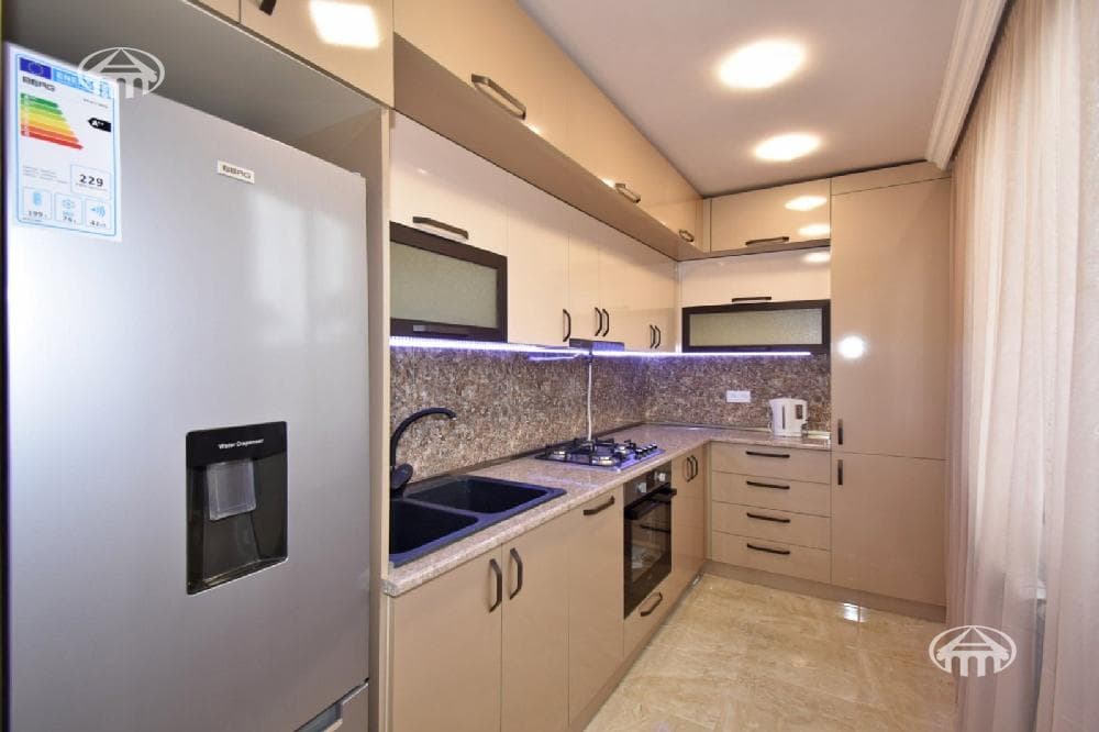 Квартира · 2 комн. · 75 м² · Арабкир