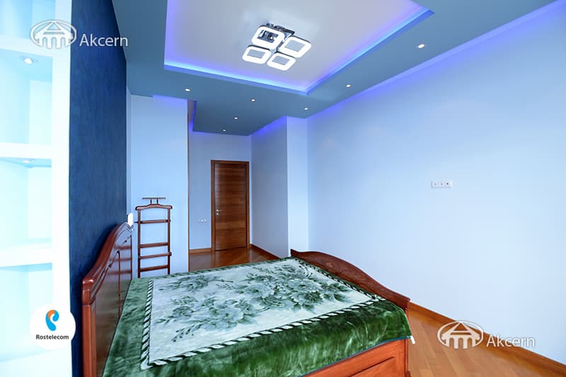 Apartment · 4 rooms · 181 m² · Kentron