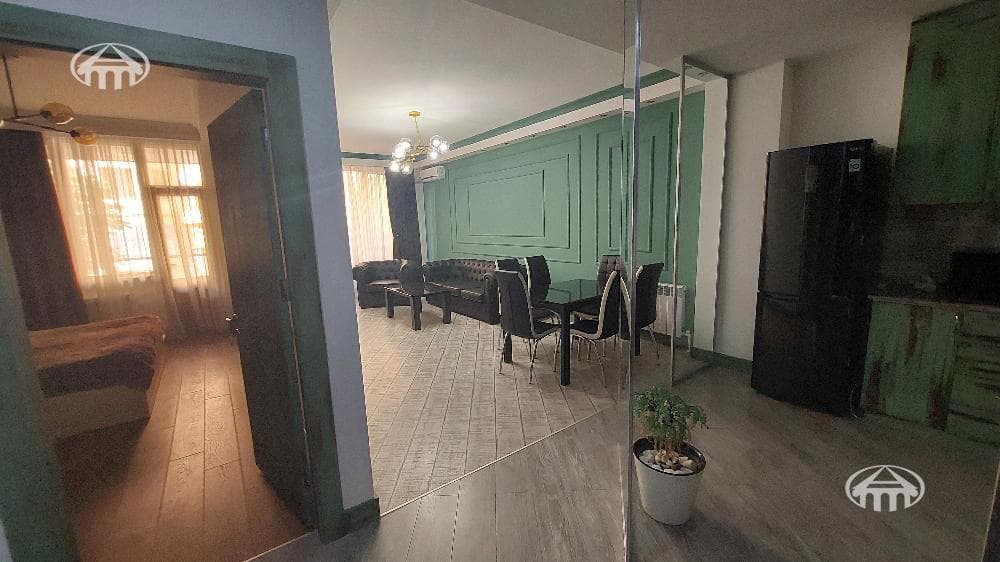 Квартира · 2 комн. · 70 м² · Кентрон