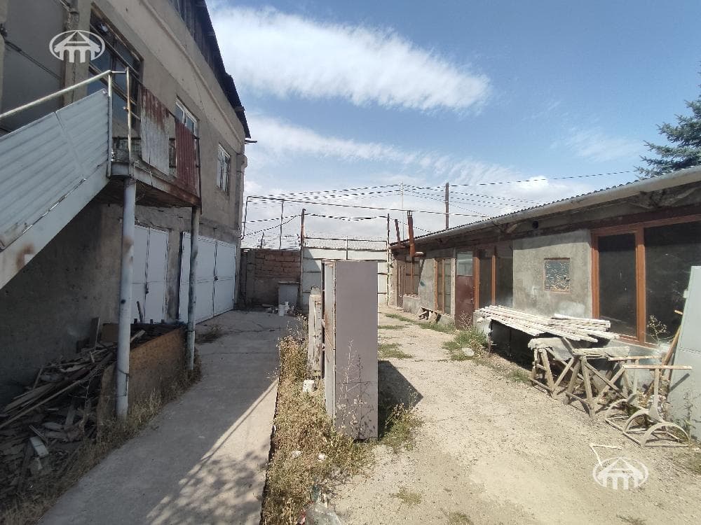 Other · 648 m² · Nor Nork