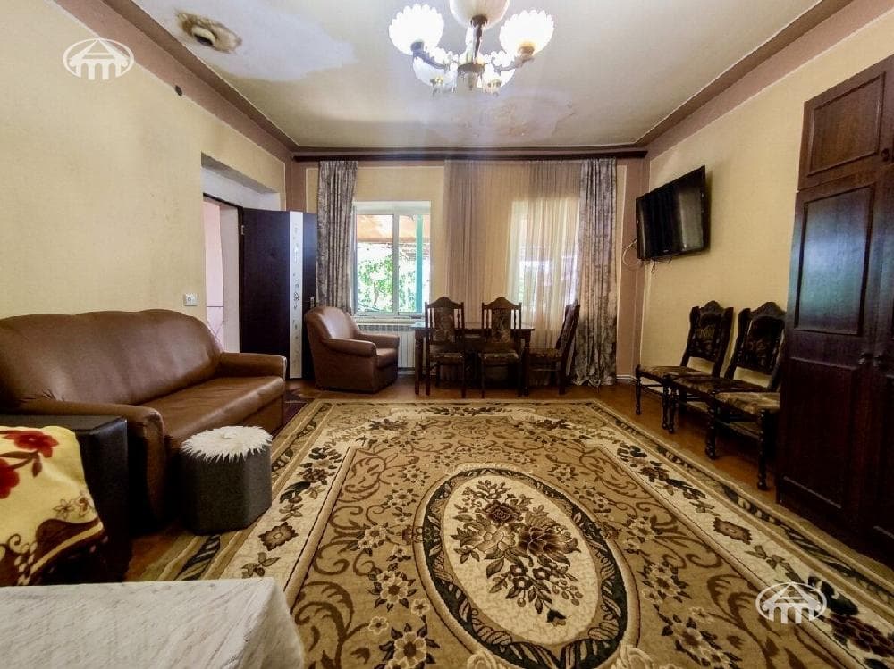 Дом · 5 комн. · 243 м² · Джрвеж