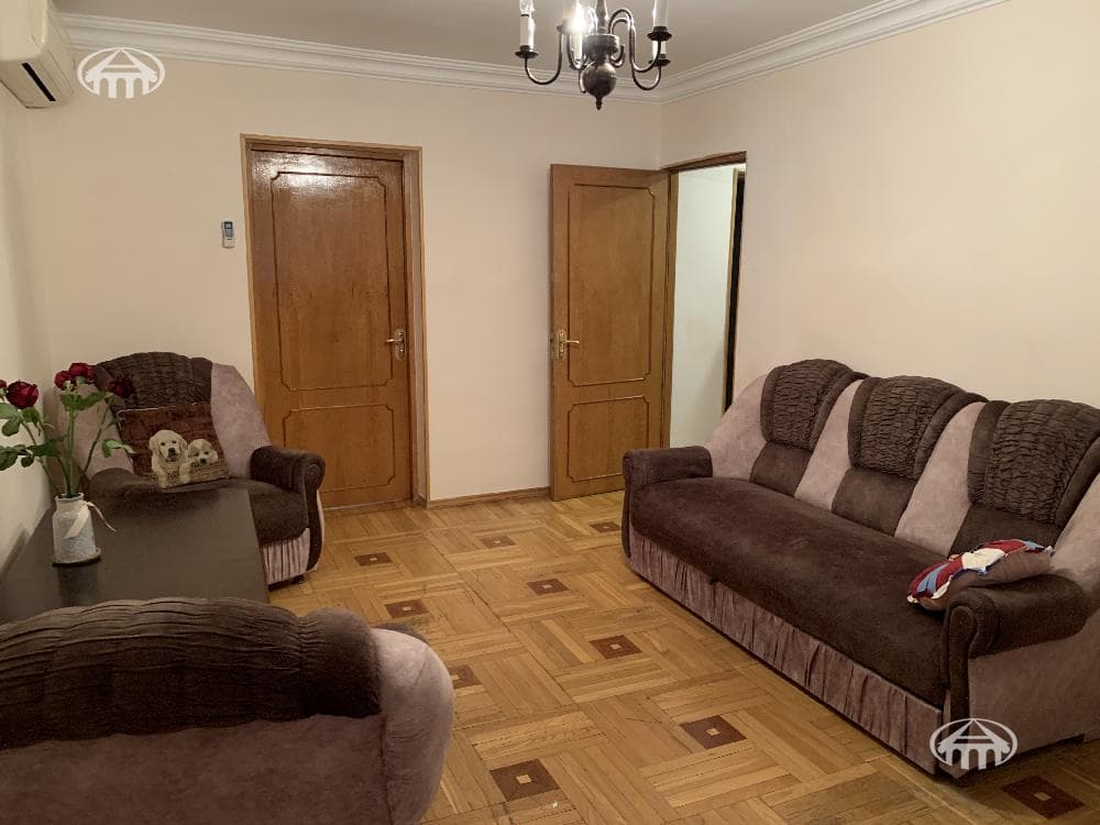 Квартира · 3 комн. · 71 м² · Кентрон